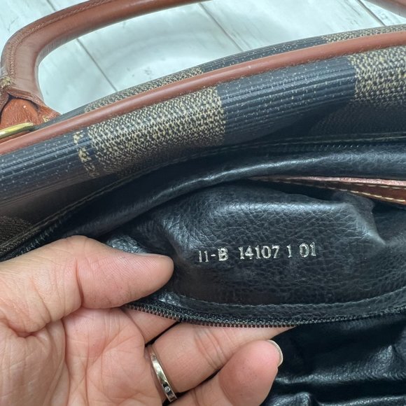 ❌SOLD❌Fendi Pequin Satchel Vintage Bag - Picture 9 of 12